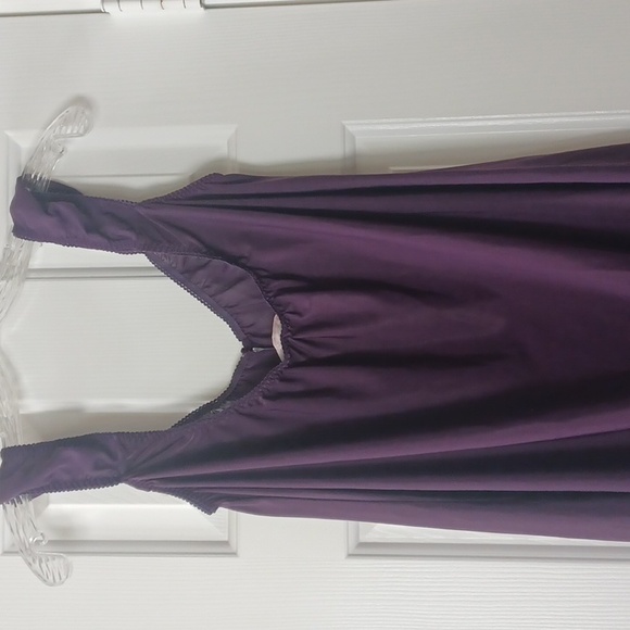 *Purple Intimates Nightgown Large - Picture 6 of 8